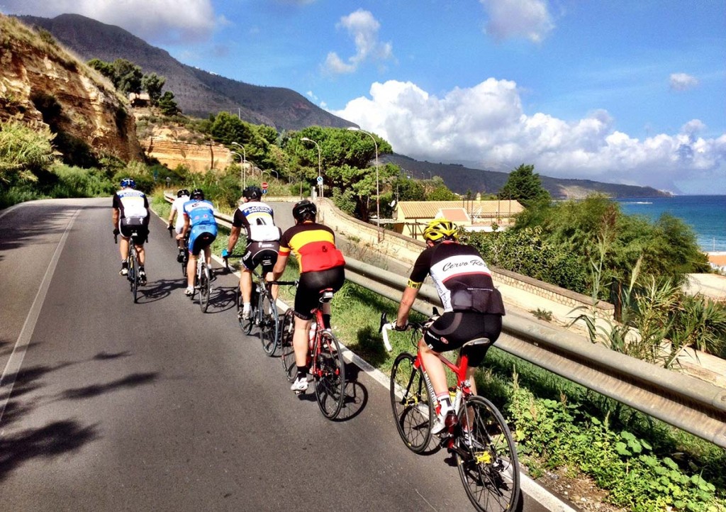 Onderweg naar het kustplaatsje Castellammare del Golfo